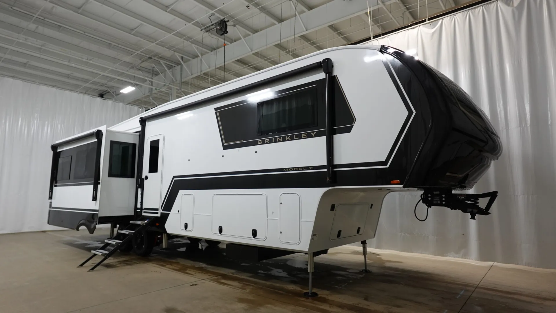 2026 Brinkley Model Z 3600 - Photo 2