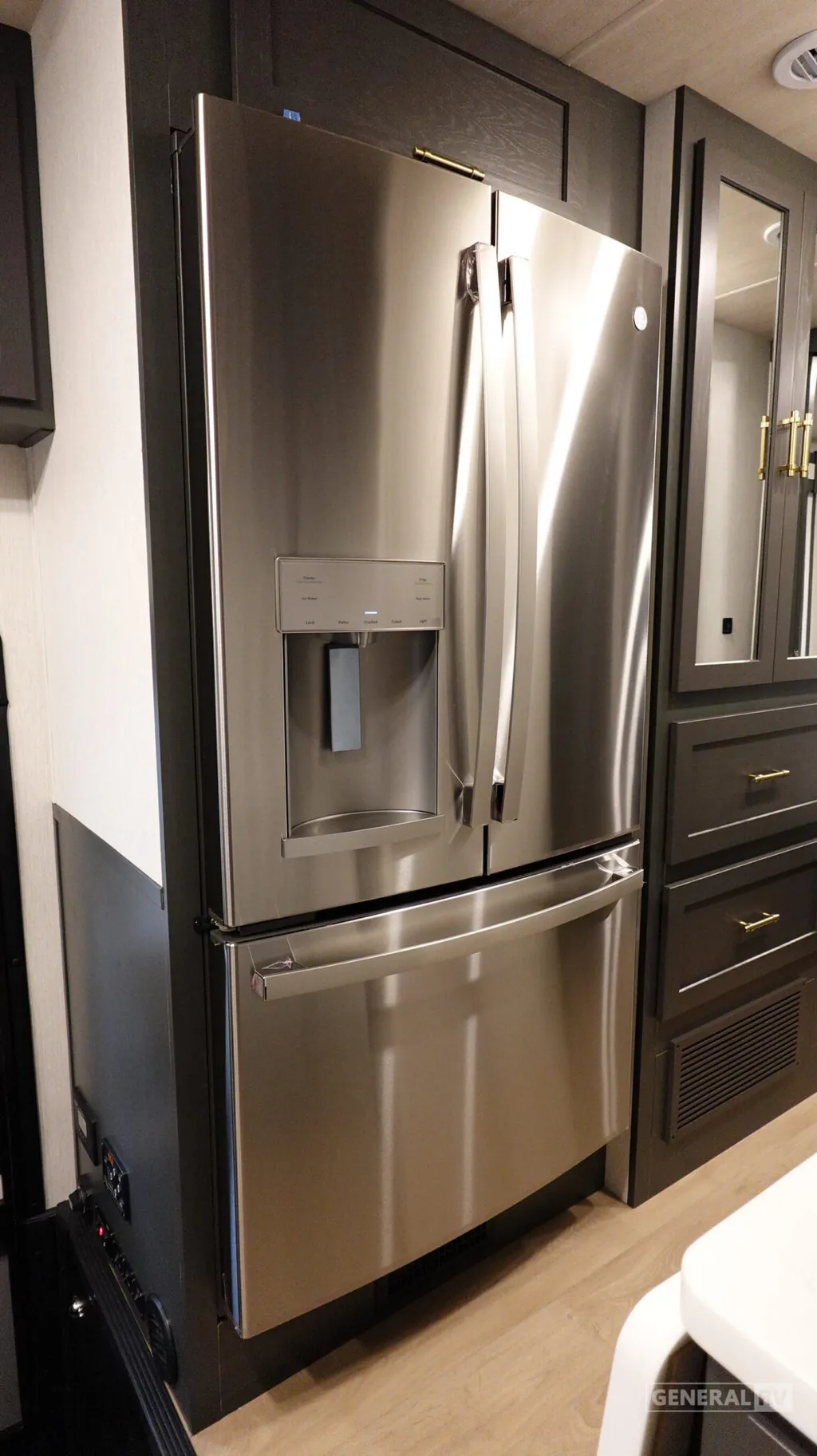 2027 NeXus RV Ghost 33DS, Photos photo 20