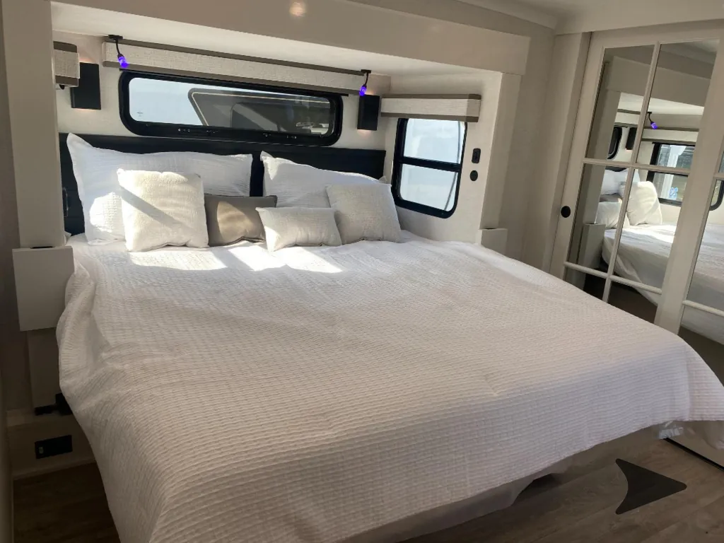 2027 Jayco Pinnacle 32RLTS, Photos photo 51