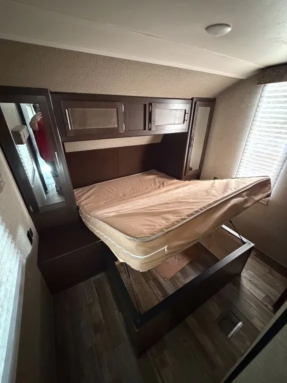 2016 Forest River Cherokee 304BH, Photos photo 14