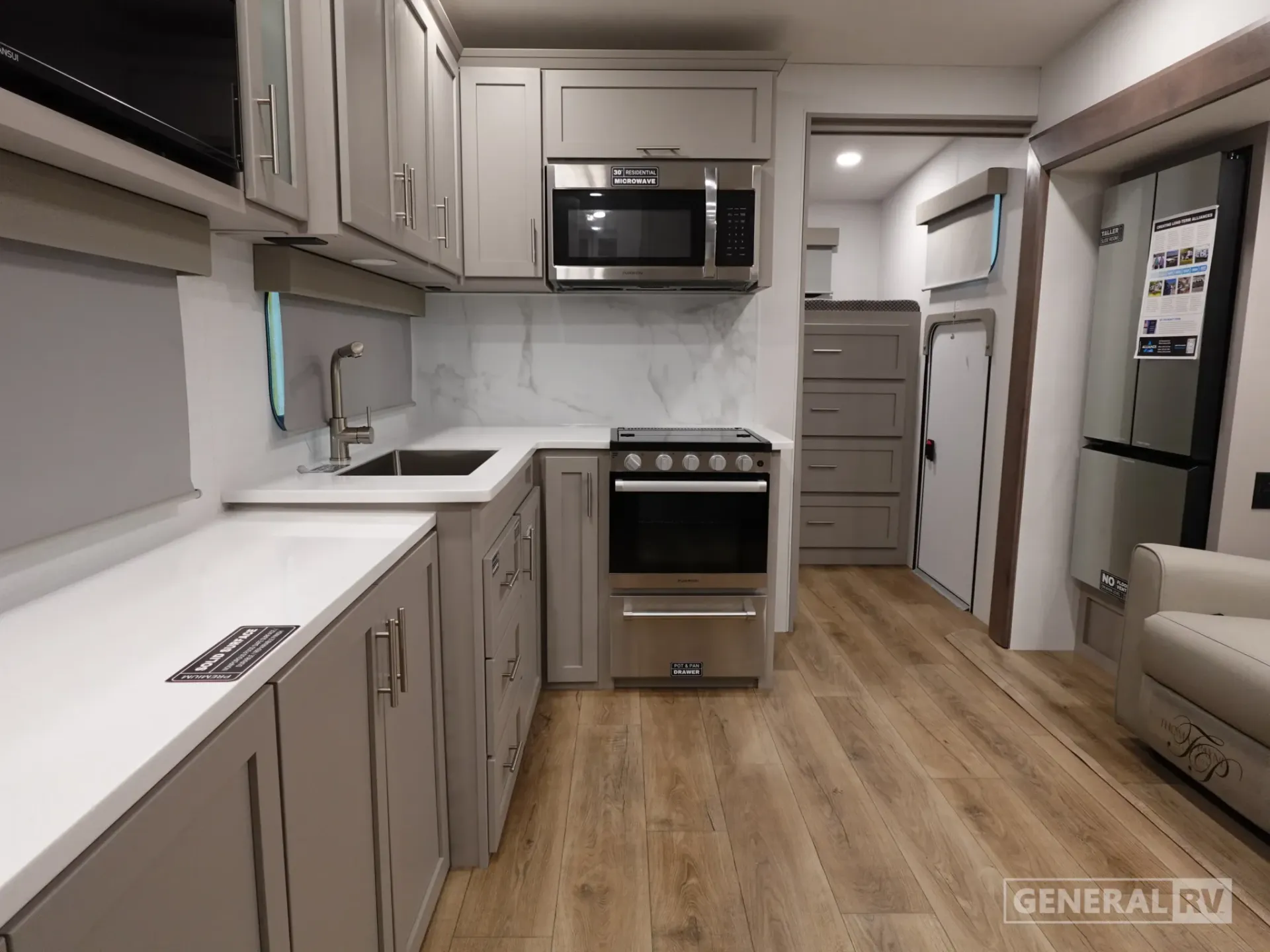 2026 Alliance RV Avenue All-Access 29BH - Photo 3