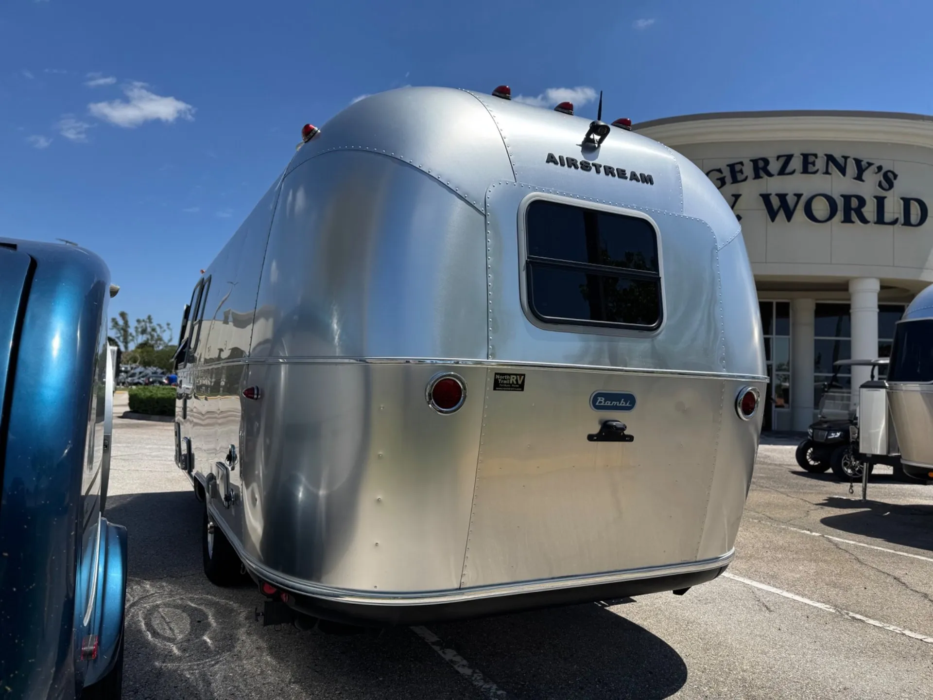 2024 Airstream Bambi 22FB - Photo 4