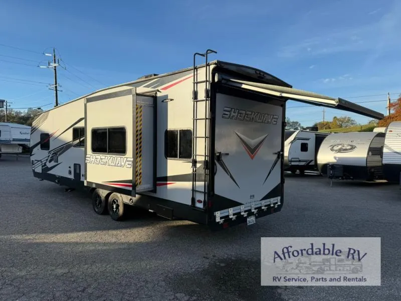 2022 Forest River Shockwave 27RQGDX - Photo 4