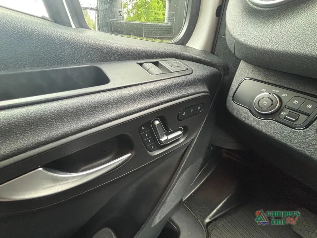 2021 Tiffin Wayfarer 25 SW, Photos photo 13