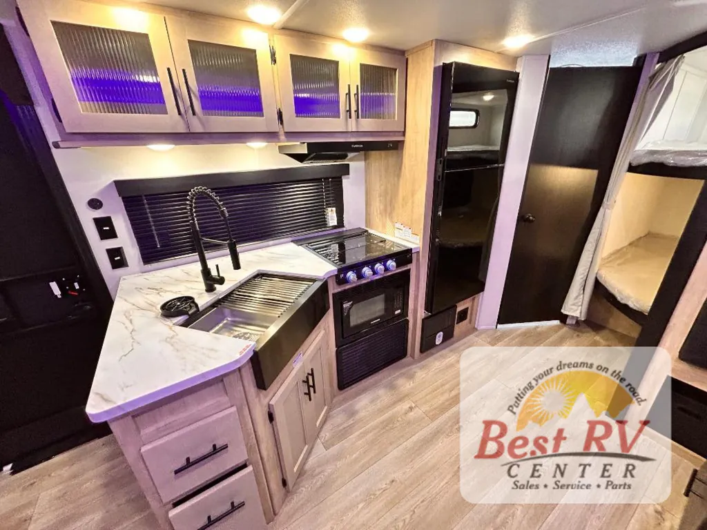 2027 Forest River Cherokee Grey Wolf 26KF, Photos photo 42