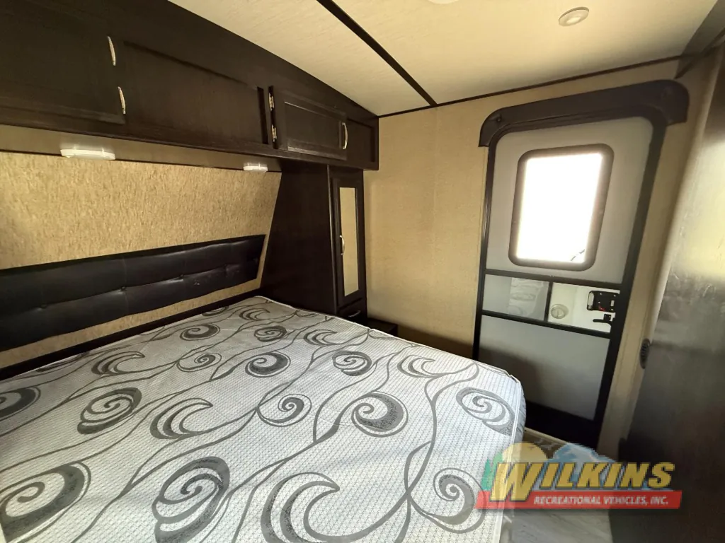 2018 Grand Design Imagine 2800BH, Photos photo 24