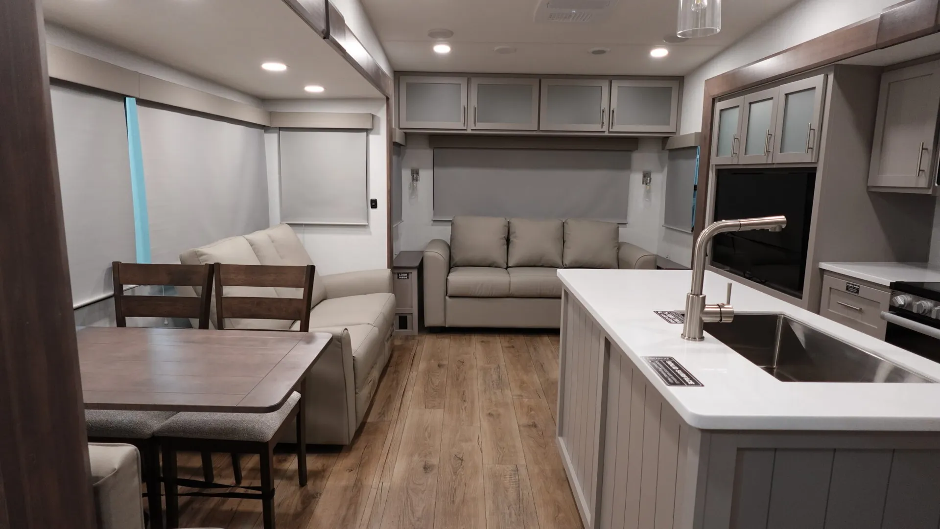 2026 Alliance RV Avenue All-Access 29RL - Photo 3