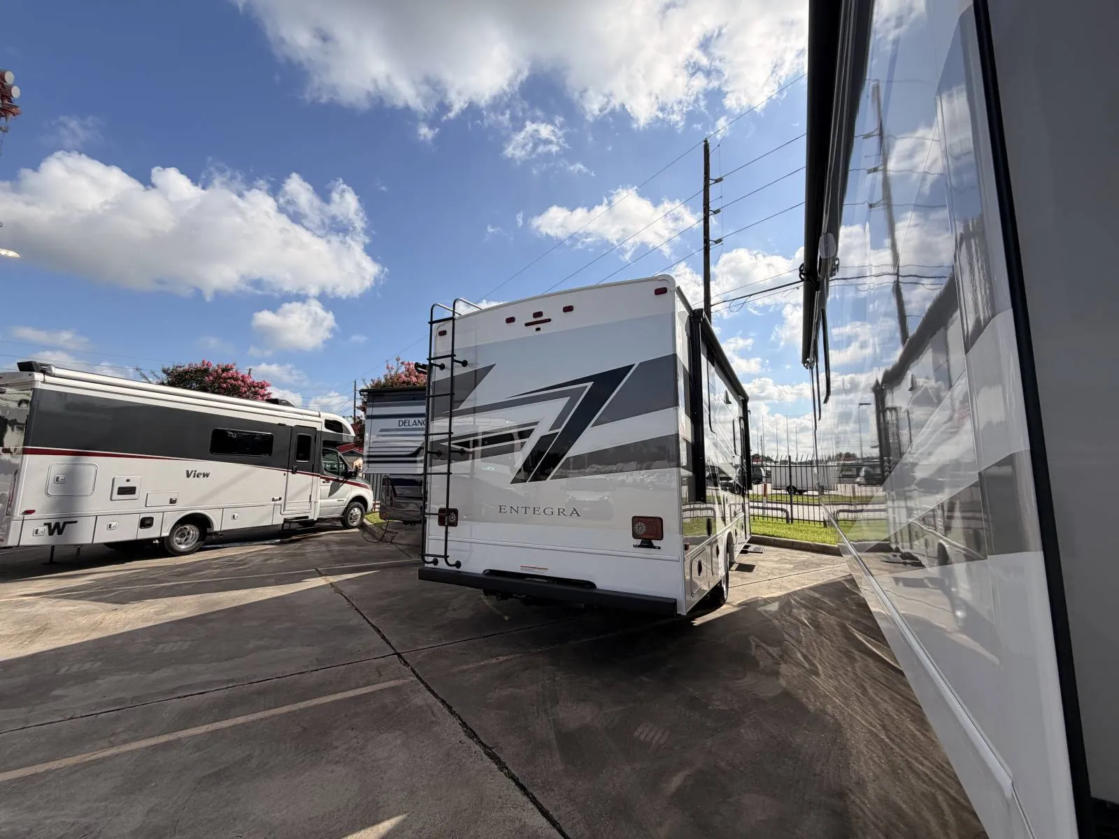 2027 Entegra Coach Odyssey 24B - Photo 4