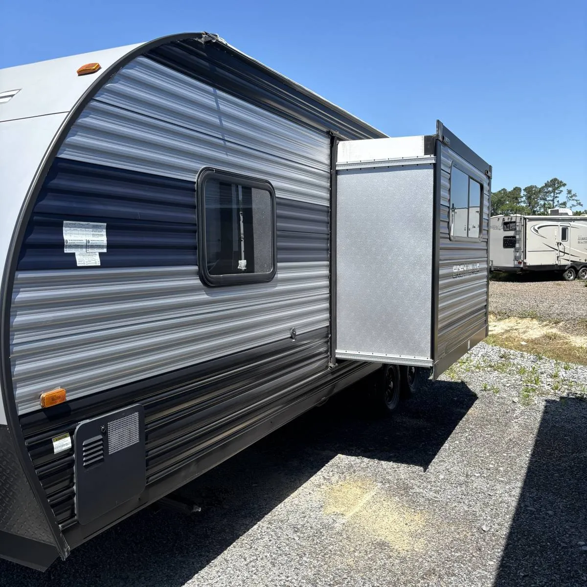 2022 Forest River Cherokee Grey Wolf 23DBH - Photo 4