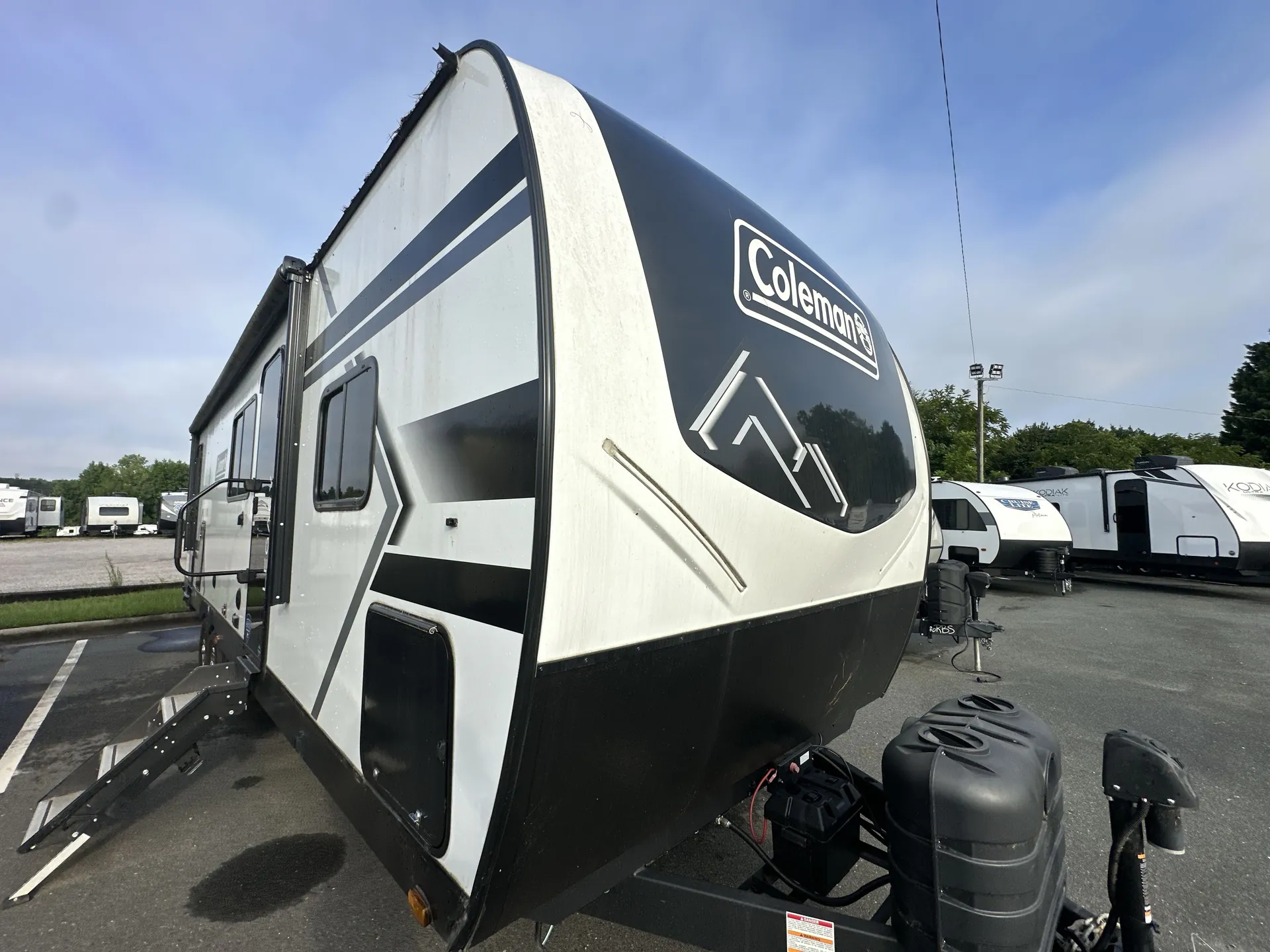 2025 Keystone Coleman Legacy 2900BH - Photo 2