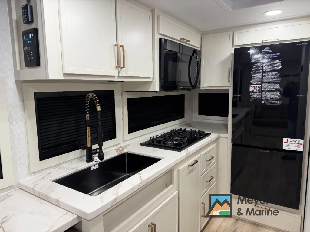 2026 Brinkley Model Ix 20X, Photos photo 9