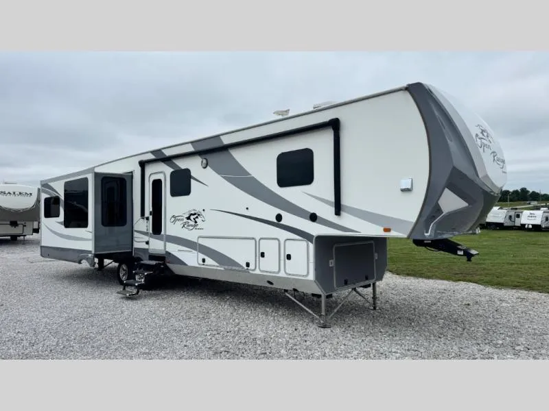 2017 Highland Ridge Open Range 371MBH - Photo 2