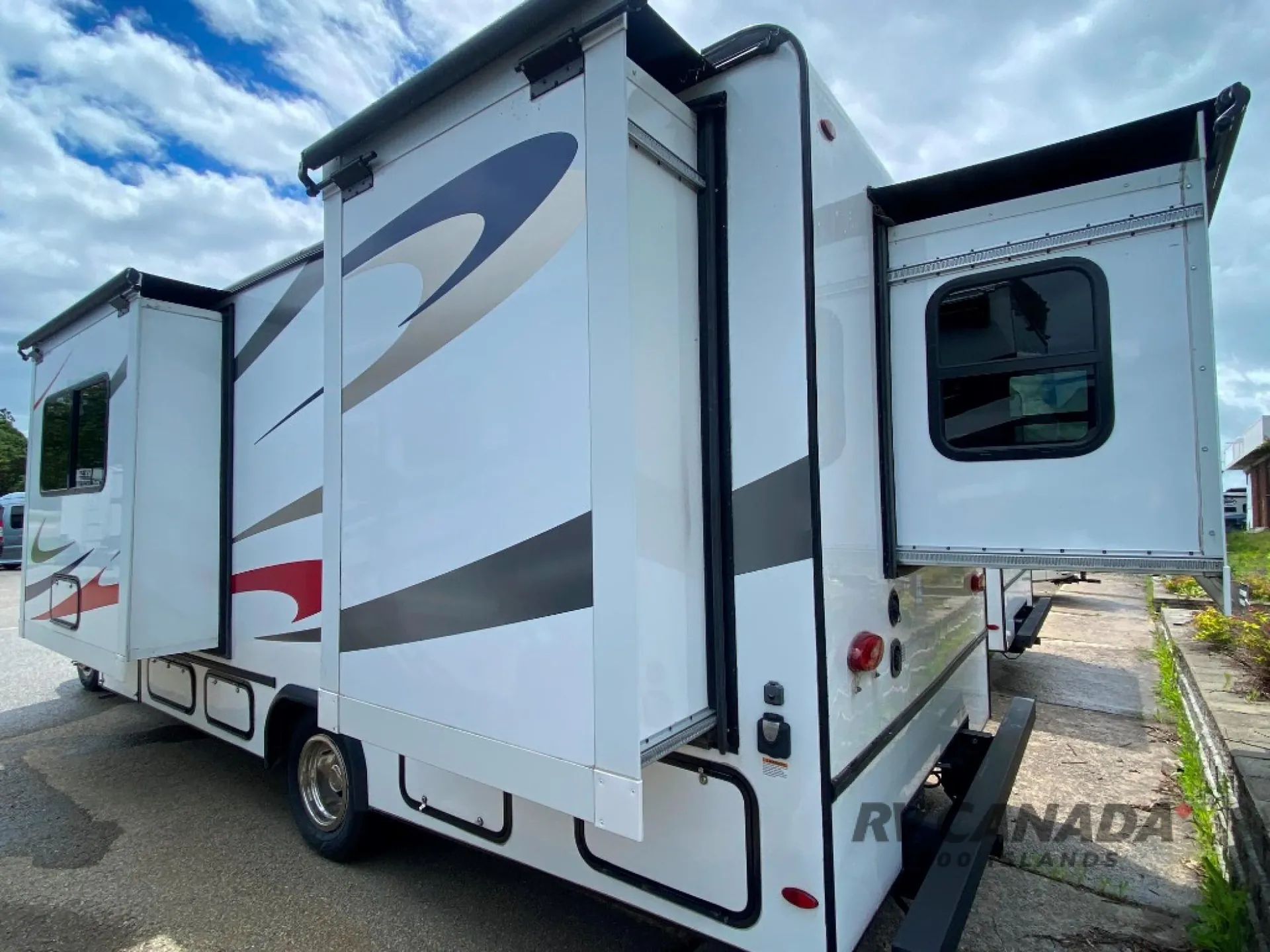 2023 Forest River Forester Classic 2501TS - Photo 4