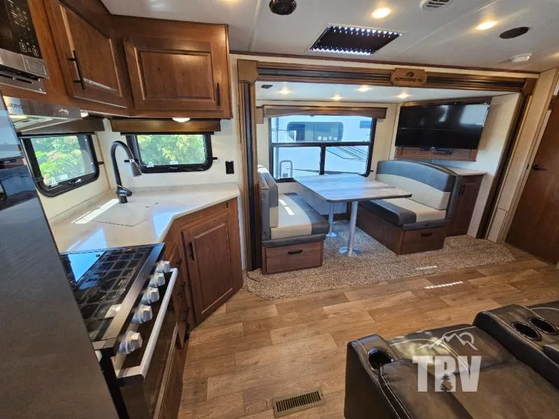 2025 Outdoors RV Black Stone Titanium Series 260KRS - Photo 3