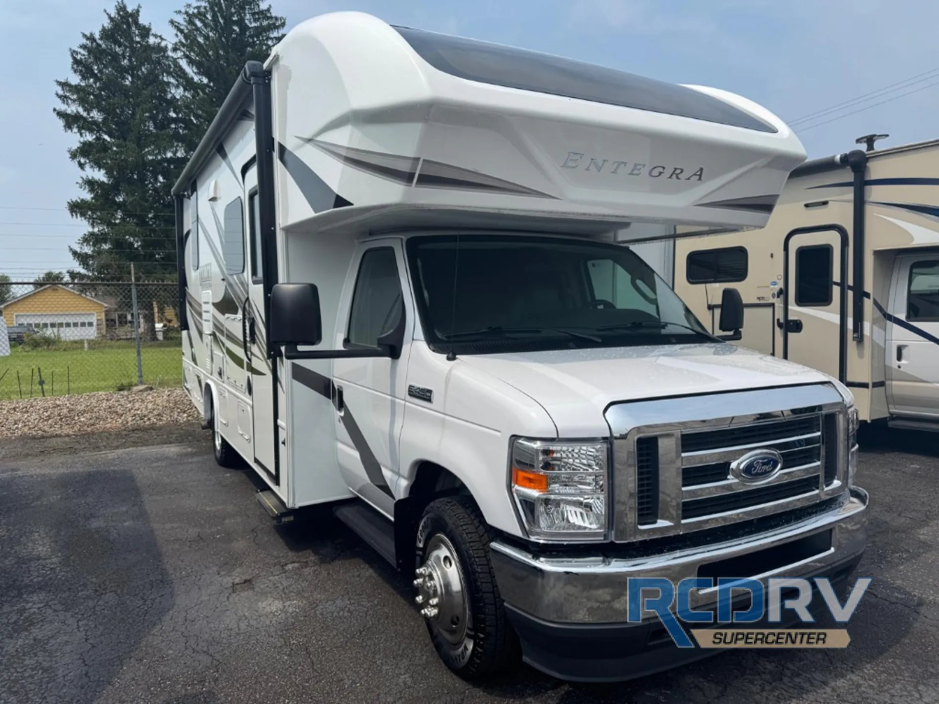 2022 Entegra Coach Odyssey 24B - Photo 2