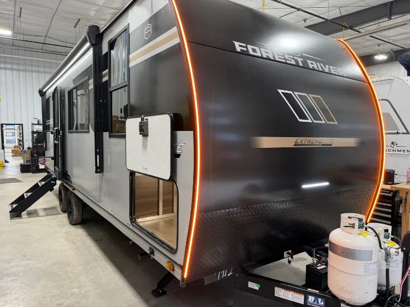 2026 Forest River Vibe Extreme Lite 2500CK dealer photo 1 from Kunes RV