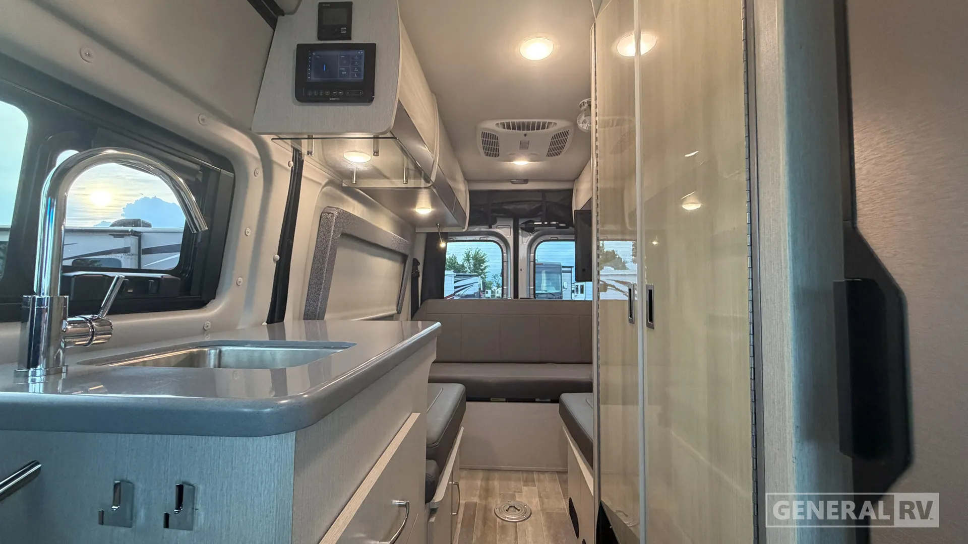 2023 Thor Motor Coach Tranquility 19P - Photo 3