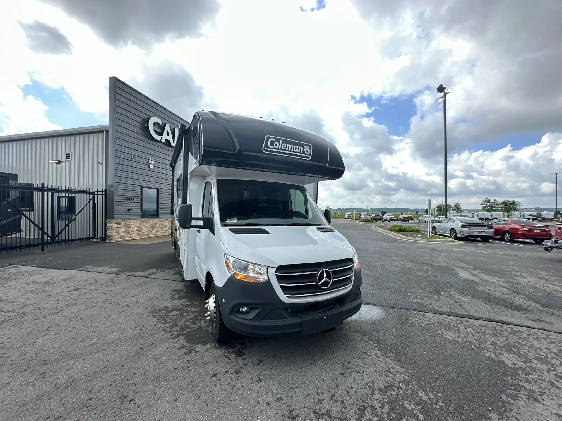 2025 Thor Motor Coach Coleman 24CL - Photo 2