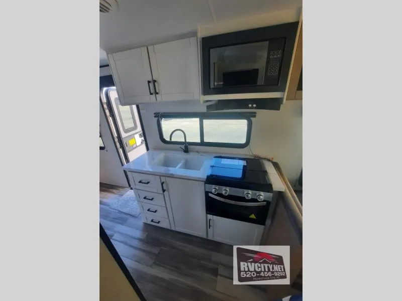 2026 Jayco Jay Flight SLX 210QBW - Photo 4