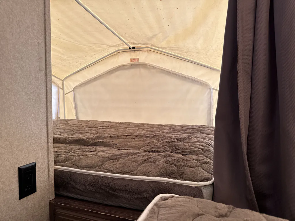 2018 Forest River Rockwood Roo 183, Photos photo 18