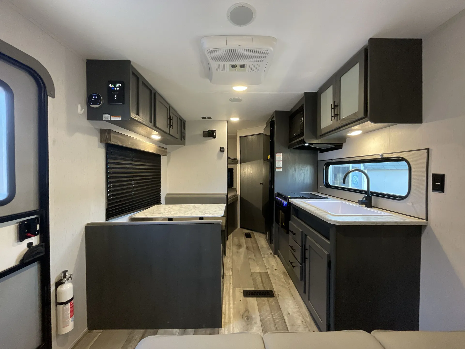 2023 Dutchmen Aspen Trail LE 24BHWE - Photo 3