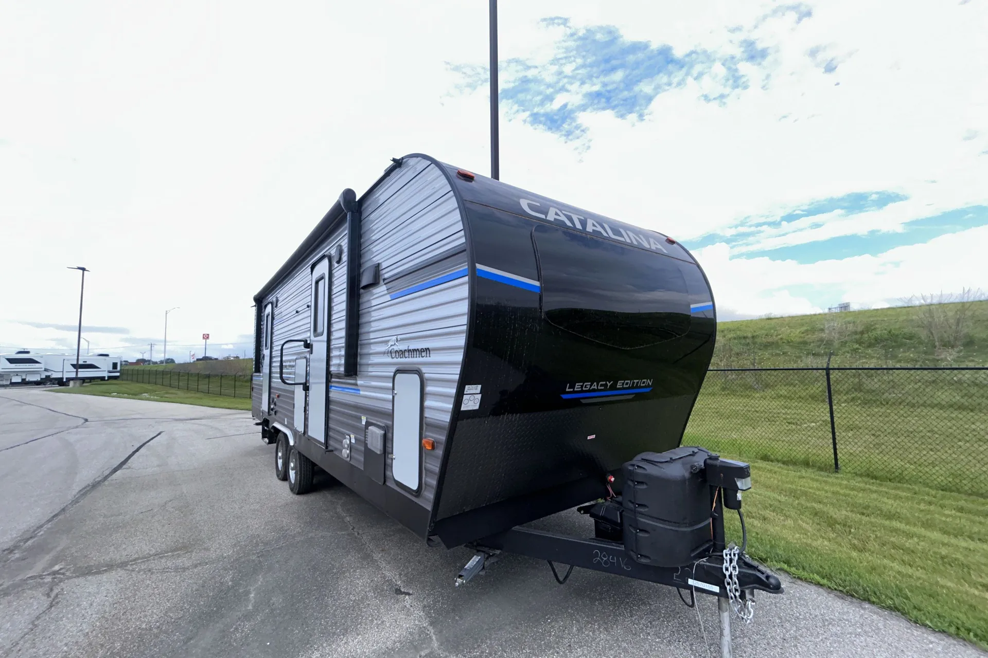 2023 Coachmen Catalina Legacy Edition 263FKDS - Photo 2