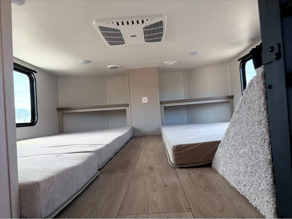 2027 Jayco Jay Flight Bungalow JayLoft, Photos photo 11