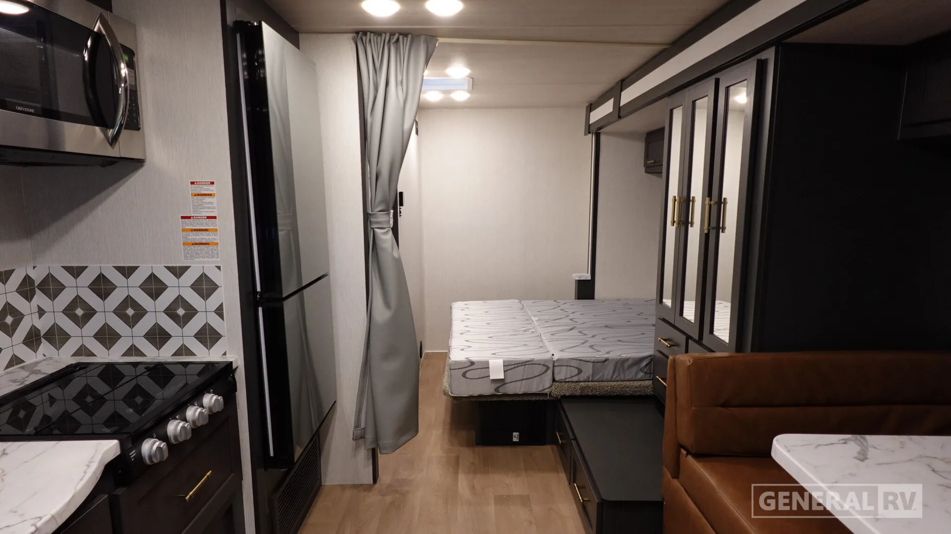 2027 NeXus RV Triumph Sport 24TS - Photo 3