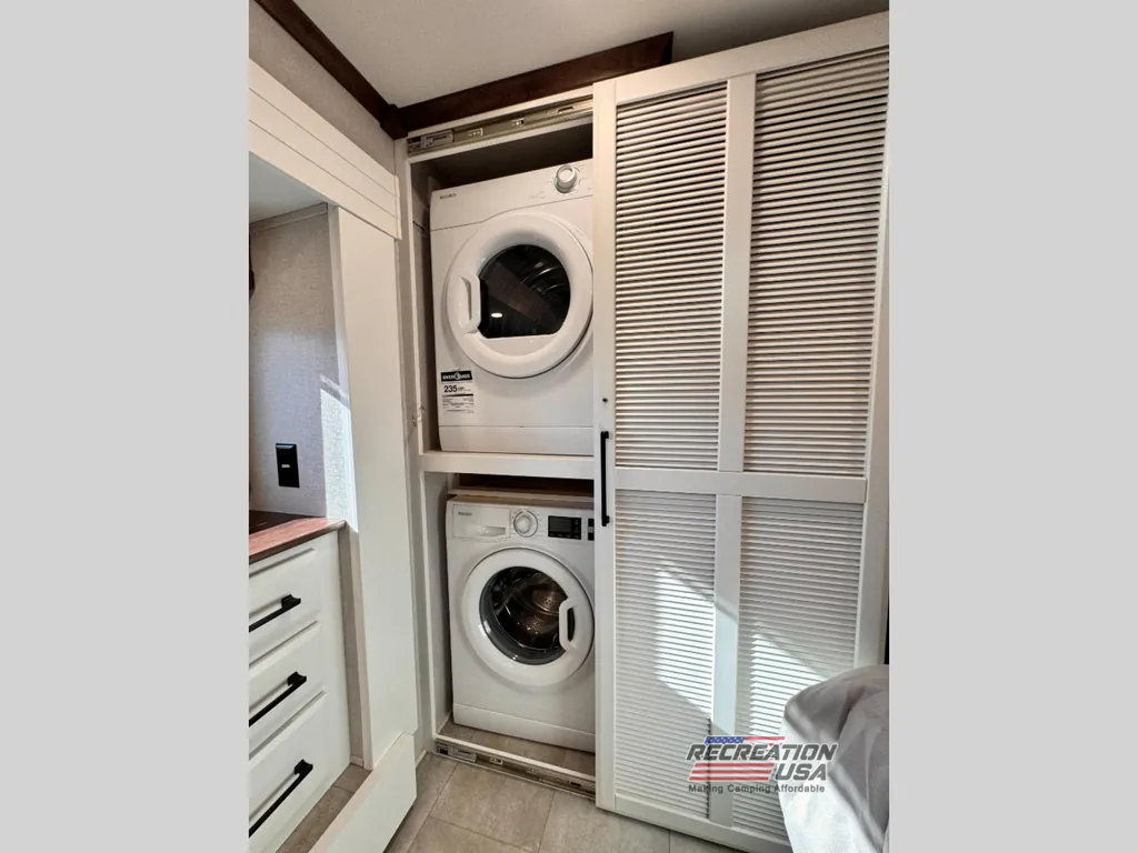 2025 Forest River RiverStone 421FK, Photos photo 19