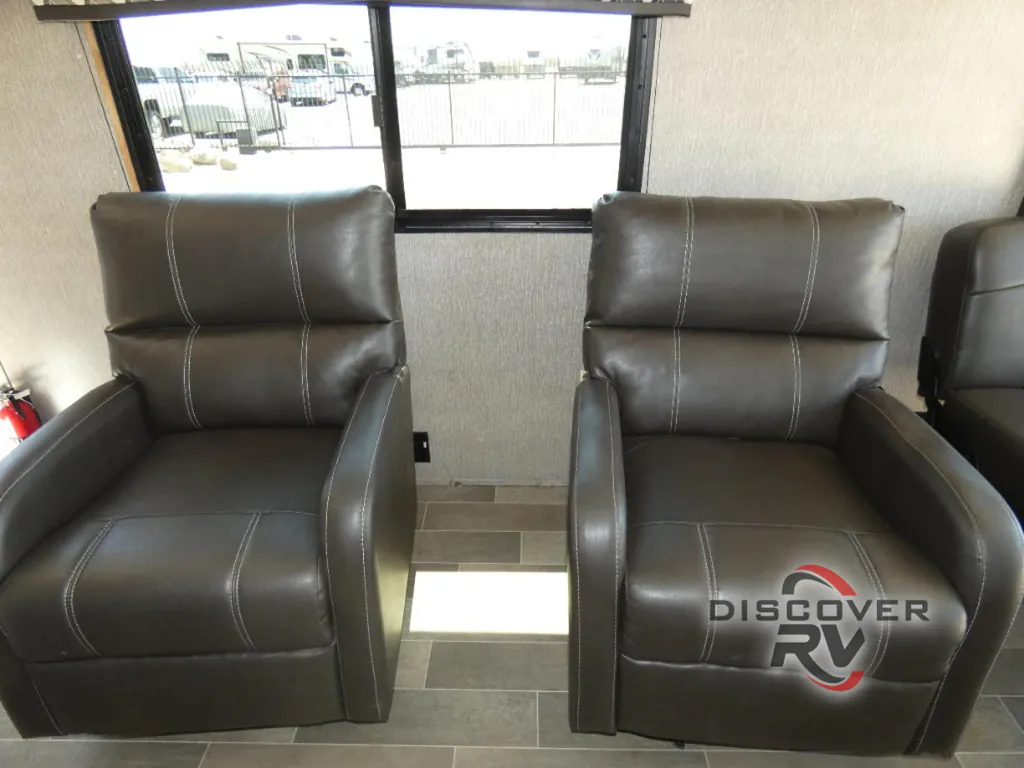 2019 Dutchmen Coleman Lantern Series 250TQ, Photos photo 24