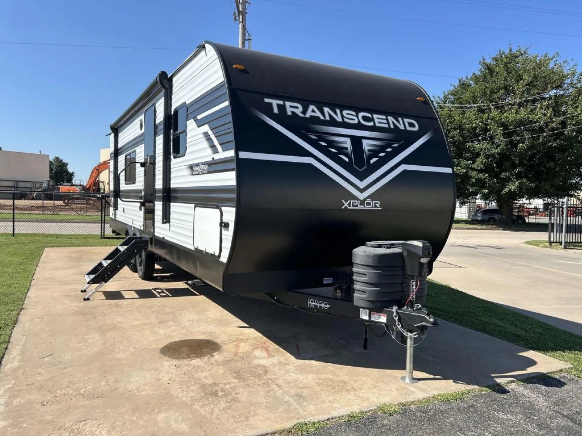 2025 Grand Design Transcend Xplor 24BHX - Photo 2