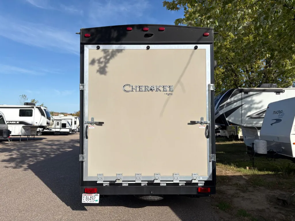 2018 Forest River Cherokee Grey Wolf 25RR, Photos photo 5
