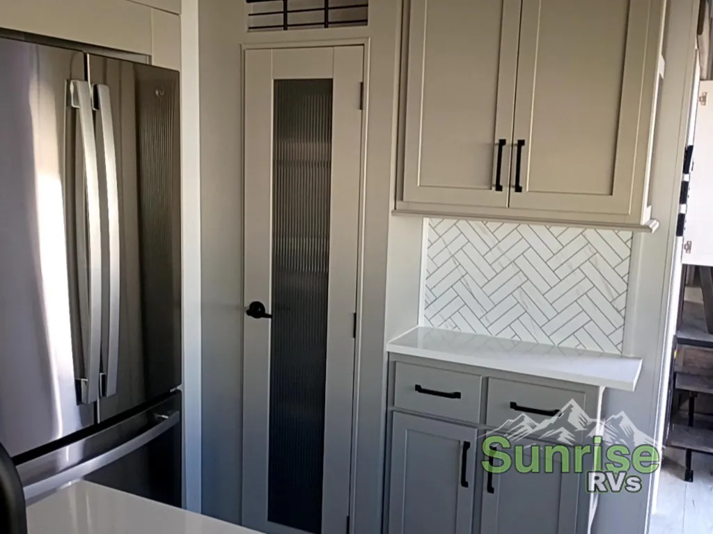 2026 Keystone Montana High Country 385BR, Photos photo 22