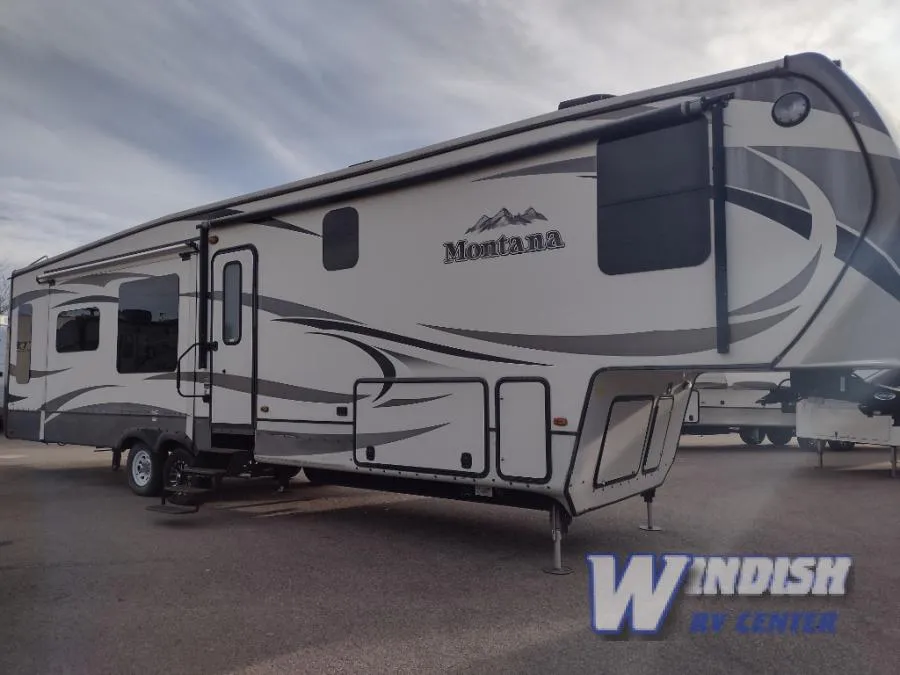 2015 Keystone Montana 3402 RL - Main photo