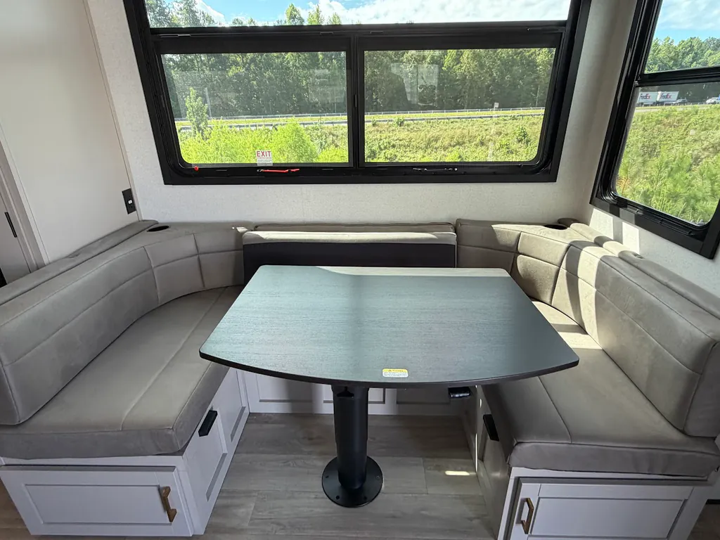 2027 Jayco North Point 391TBBH, Photos photo 13