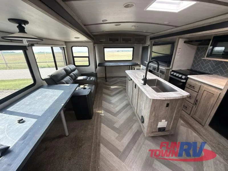 2021 Forest River Wildwood Heritage Glen 308RL - Photo 2
