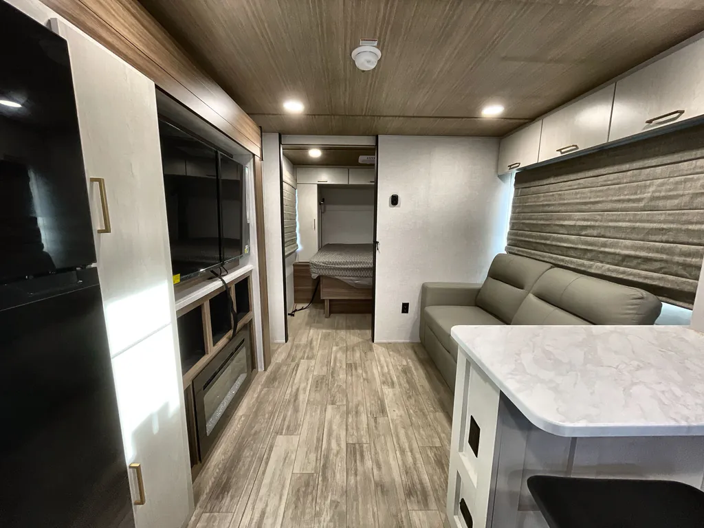 2026 Forest River Vibe Extreme Lite 2500CK, Photos photo 2