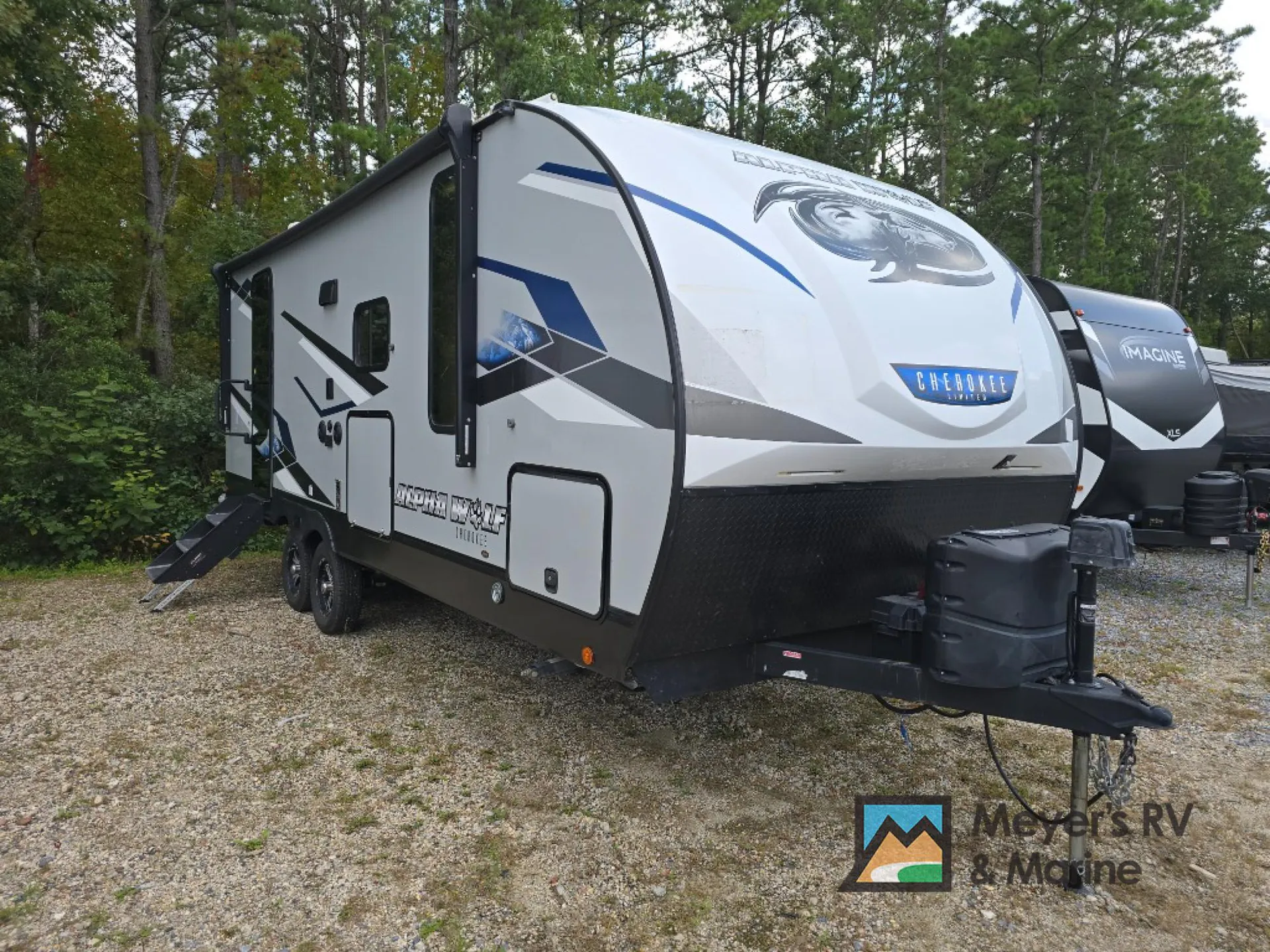 2023 Forest River Cherokee Alpha Wolf 22SW-L