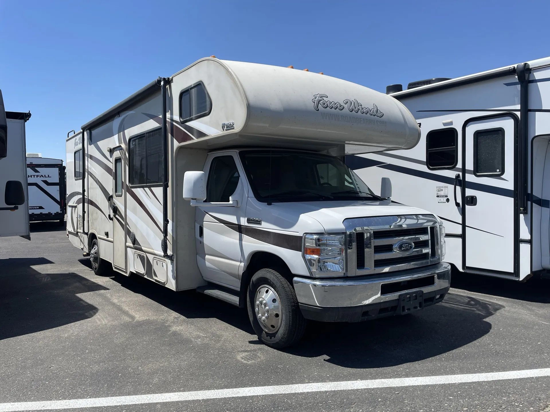 2017 Thor Motor Coach Four Winds 28Z - Photo 2