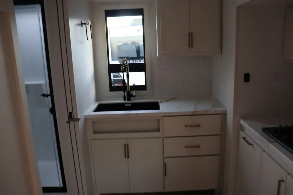 2026 Brinkley Model Ix 23X, Photos photo 11