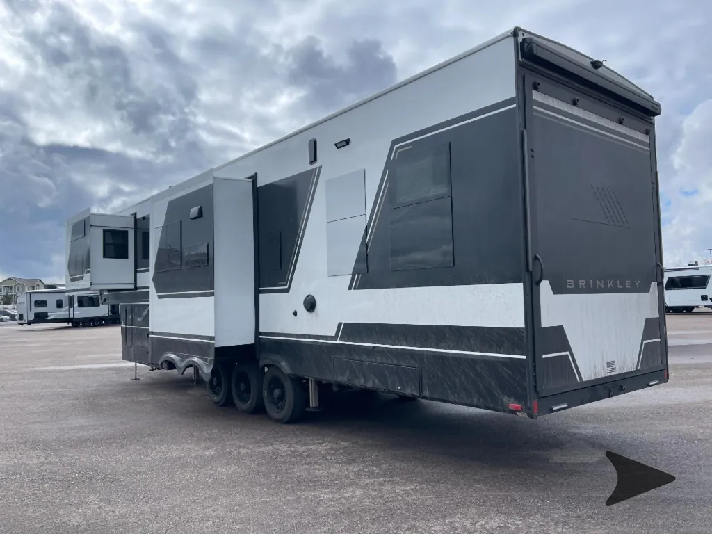 2026 Brinkley Model G 3520, Photos photo 11