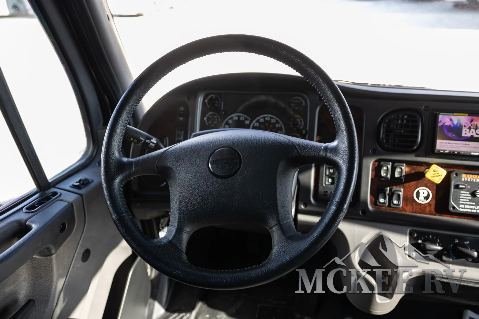 2021 Jayco Seneca 37L - Photo 4