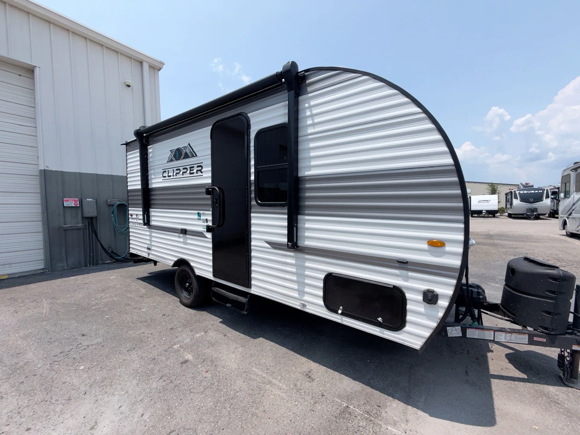 2025 Coachmen Clipper 17CFQ — living area main
