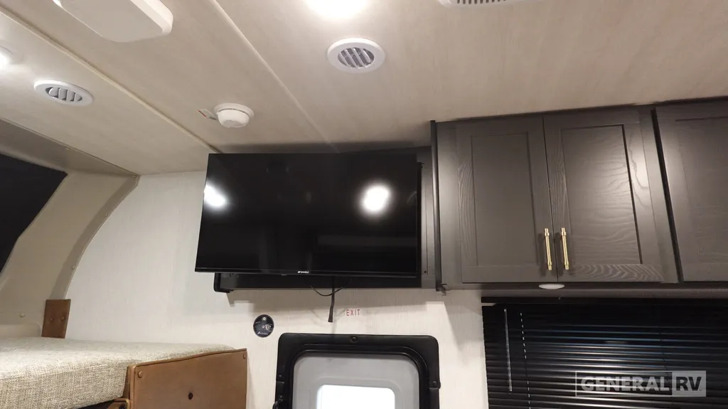 2027 NeXus RV Maximus 34MX, Photos photo 14