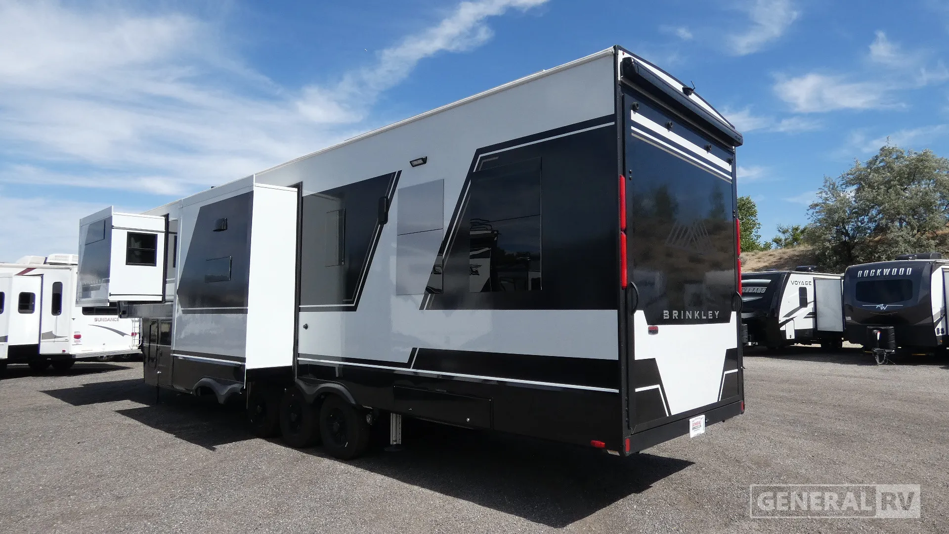2024 Brinkley Model G 3500 - Photo 4