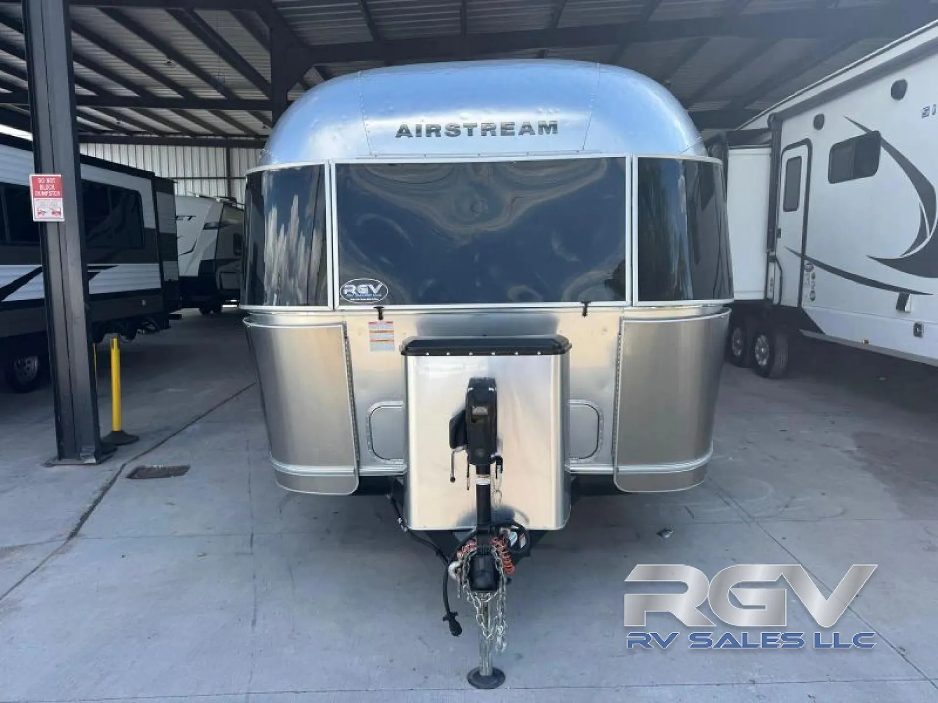 2021 Airstream International 25FB Twin - Photo 3