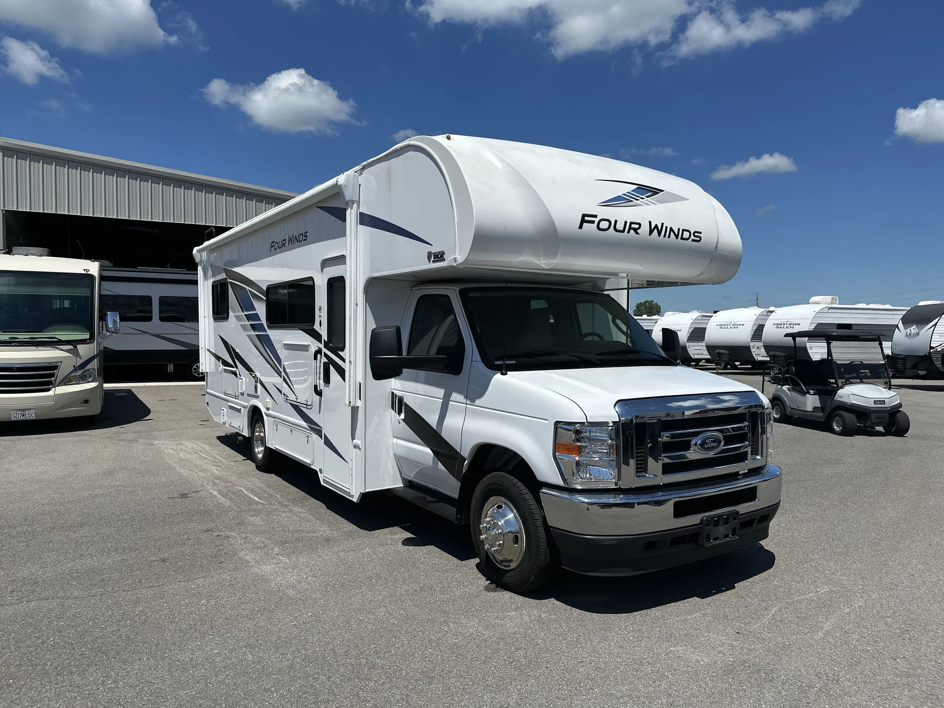 2024 Thor Motor Coach Four Winds 26X - Photo 2