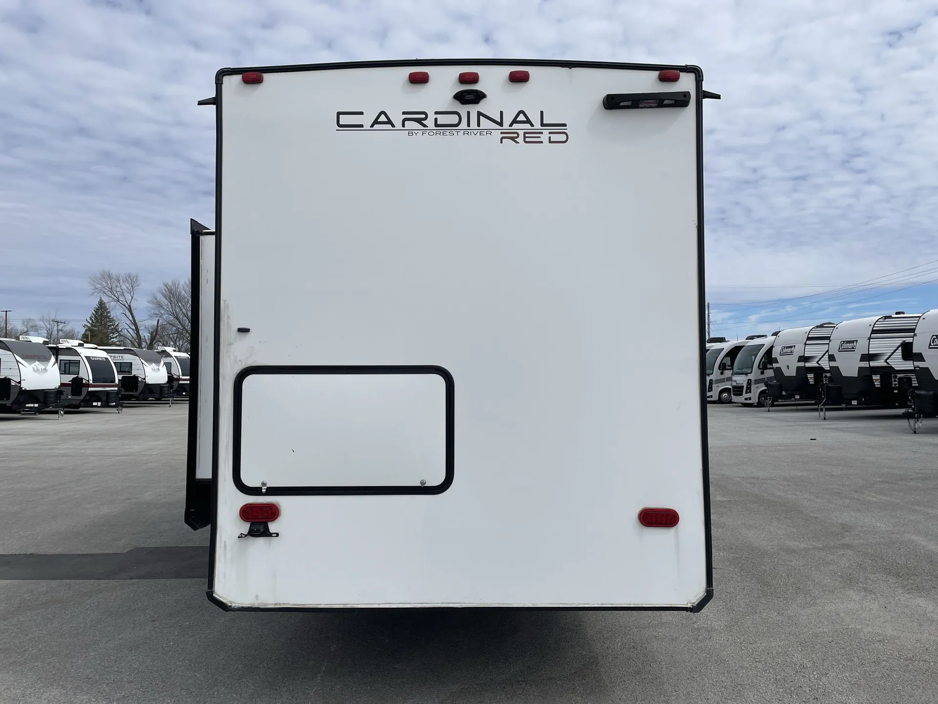 2023 Forest River Cardinal Red 28BH — backside