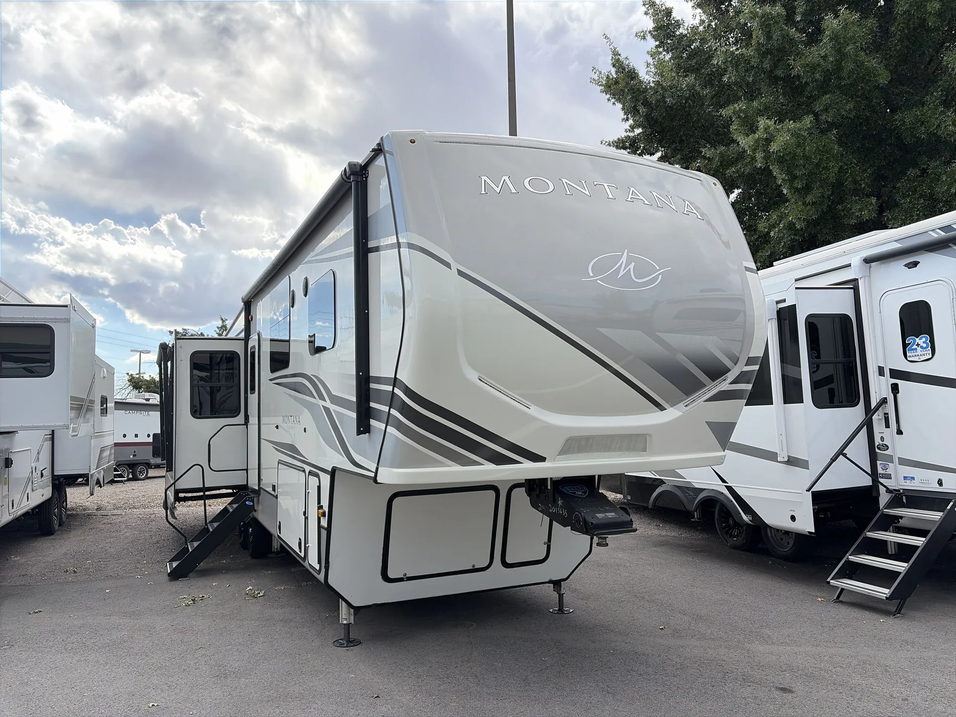 2022 Keystone Montana 3231CK