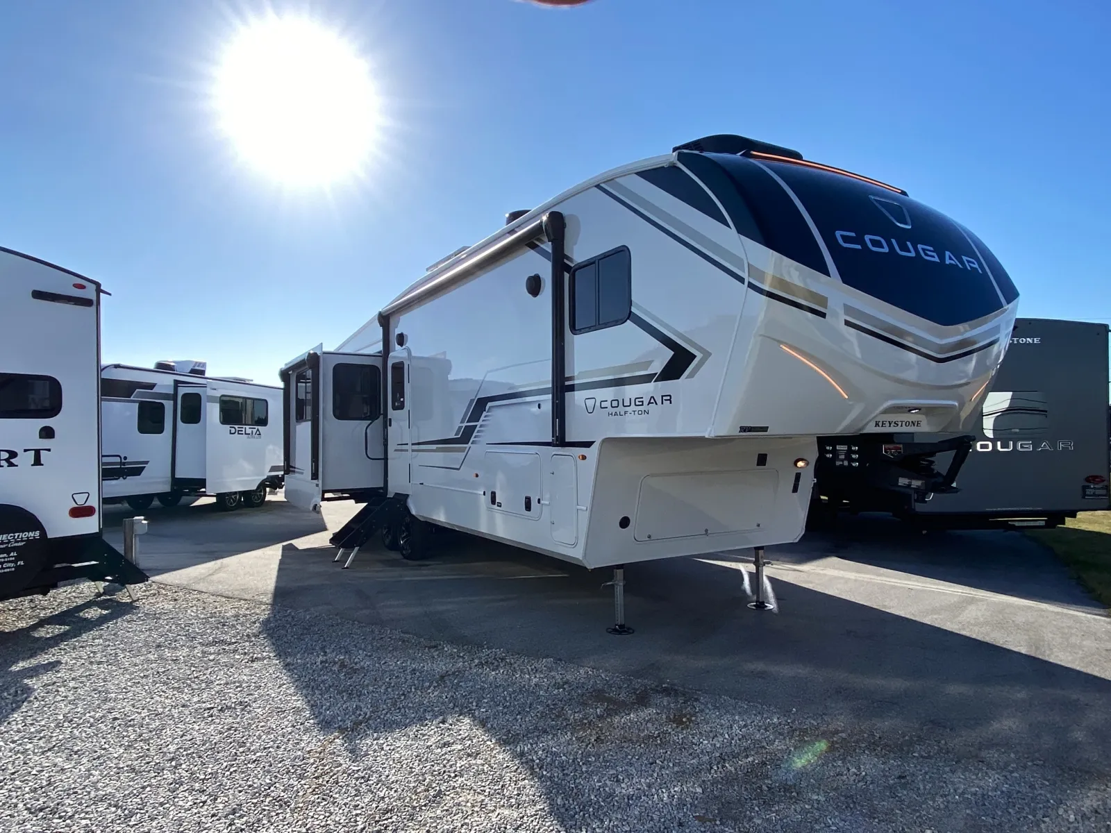 2026 Keystone RV Cougar Half-Ton 29MBD - Photo 2